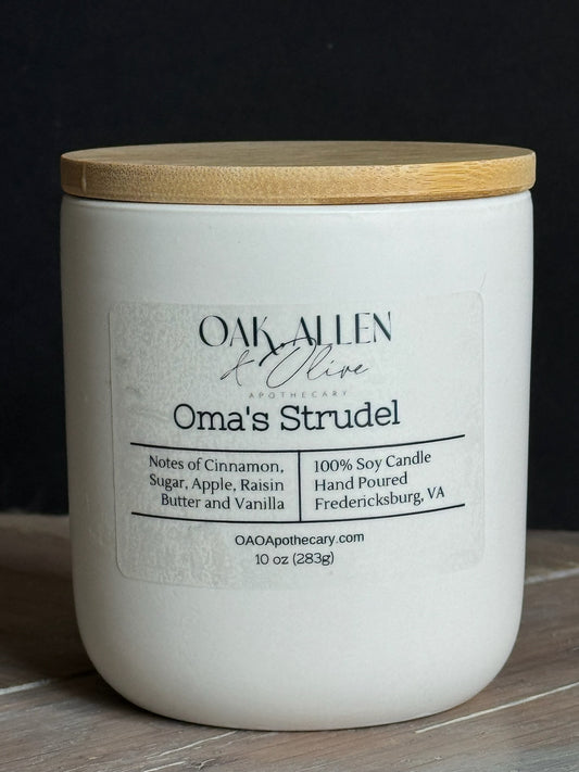 Oma's Strudel Candle